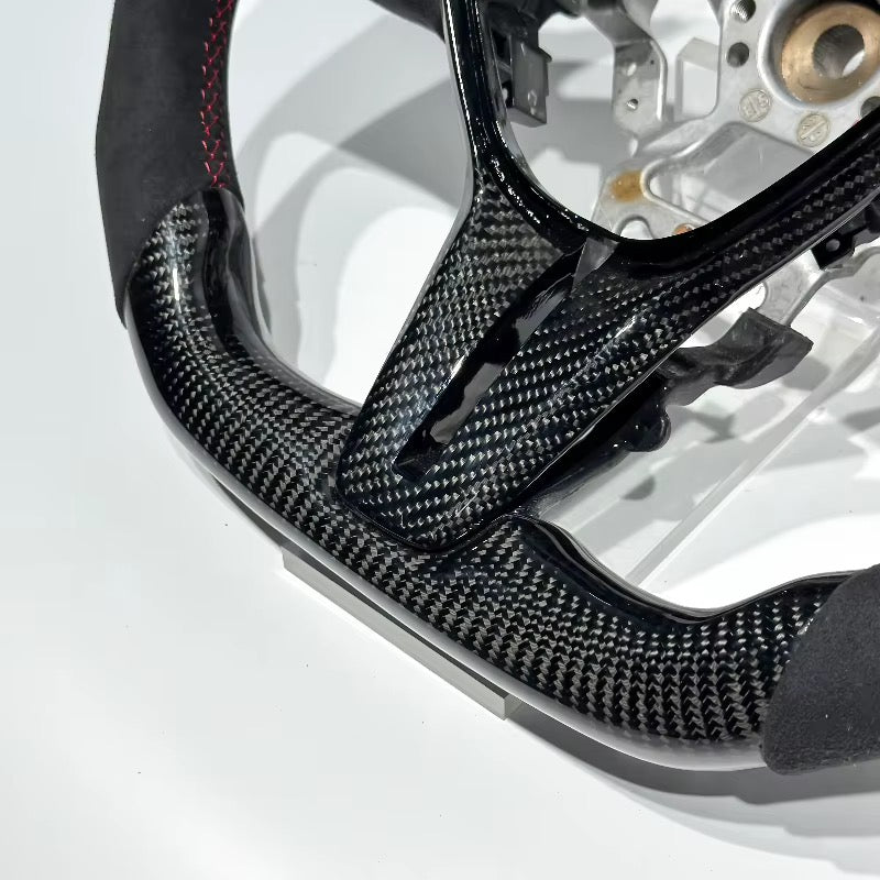 Volante Infiniti 2017+ Fibra de Carbono/Alcantara Italiana
