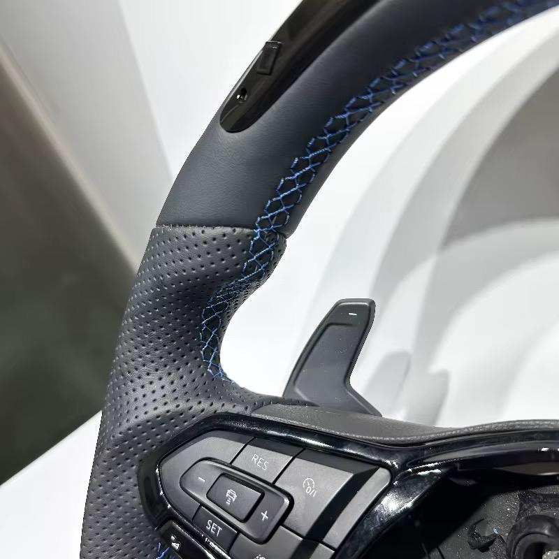 Volante VW 2020+ R8 Style