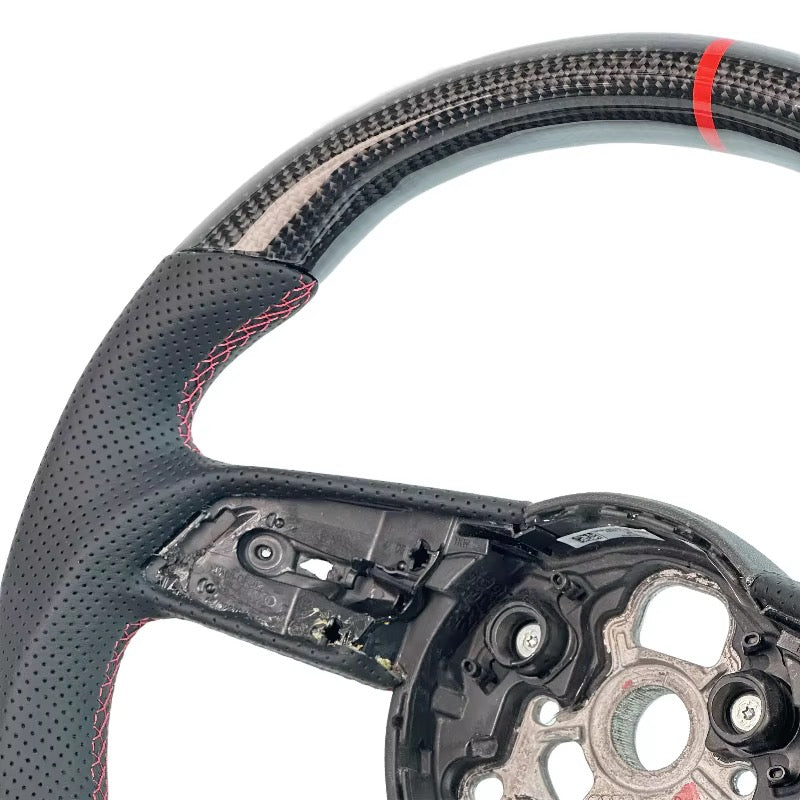 Volante Audi A/S/RS 3, 4, 5 2017+ Fibra de carbono/Cuero perforado
