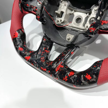 Volante RT/SRT 2014+ Fibra de carbono forjada/LED/Cuero perforado rojo