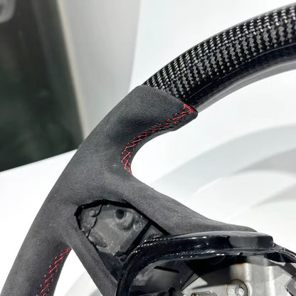 Volante Infiniti 2017+ Fibra de Carbono/Alcantara Italiana