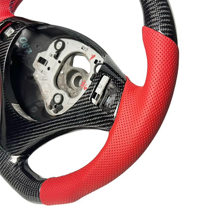 Volante BMW E8X, E9X Fibra de Carbono/Cuero rojo