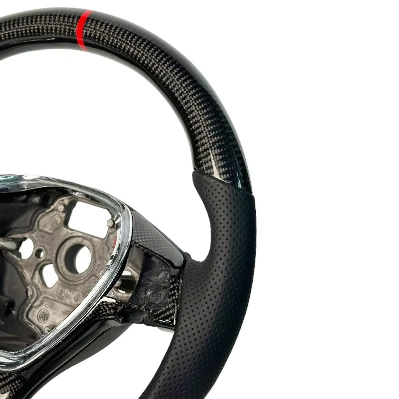 Volante VW 2016-2020 Fibra de Carbono/Cuero Perforado/Alcantara Italiana