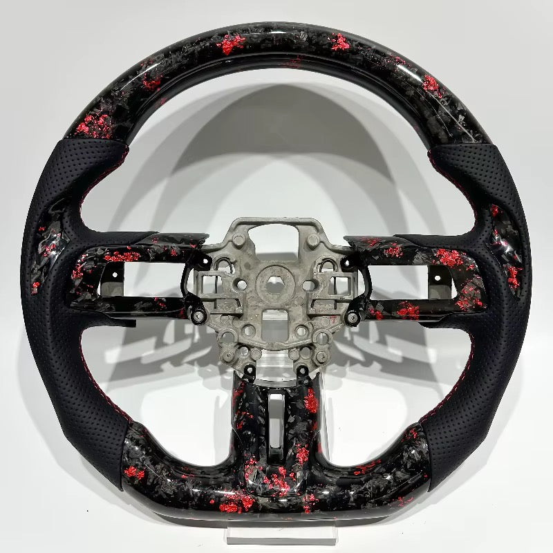 Volante Mustang S550 2015-2023 Fibra de Carbono forjada roja/Cuero perforado