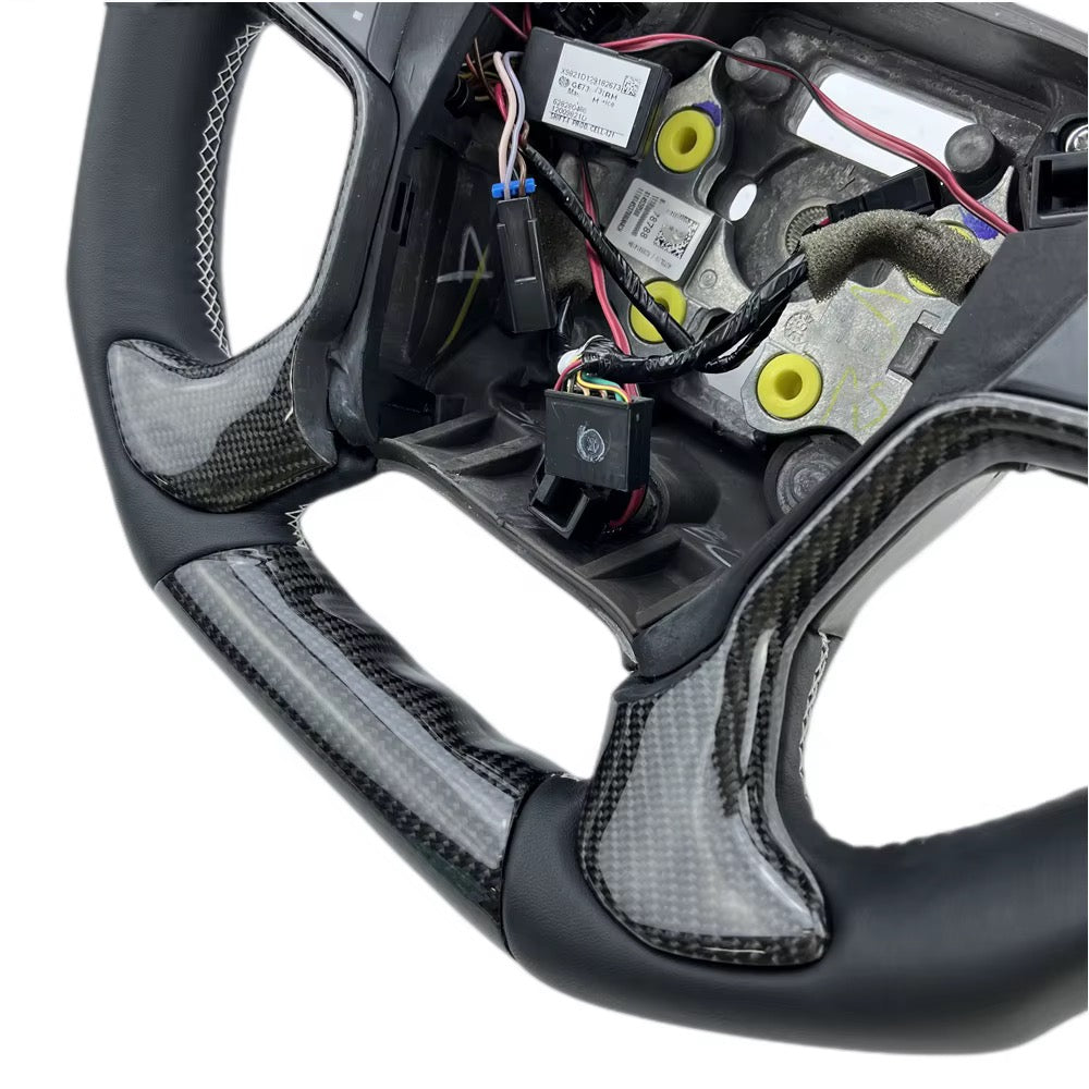 Volante Silverado/Sierra/Tahoe/Suburban/Yukon 2014-2019 Fibra de carbono