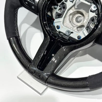 Volante BMW F10/F20/F30/F40/F80 en Fibra de Carbono Msport