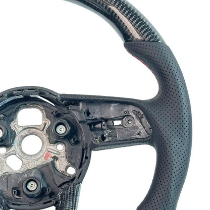 Volante Audi A/S/RS 3, 4, 5 2017+ Fibra de carbono/Cuero perforado