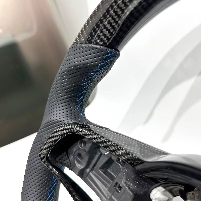 EN STOCK VW GTI Mk7-7.5 Volante de Fibra de Carbono/Cuero Perforado/Detalles Azules