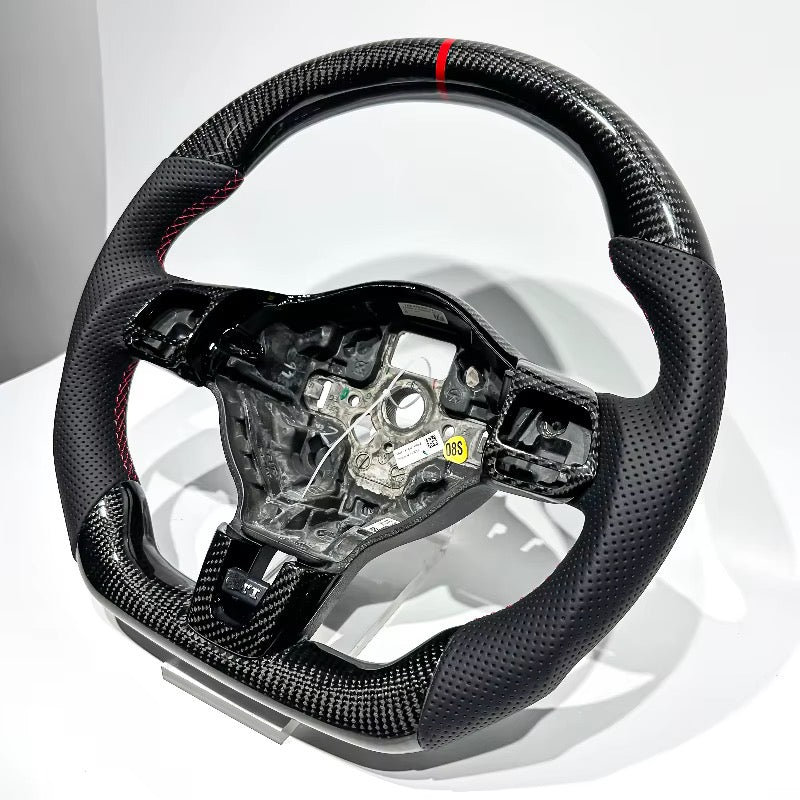 Volante GTI/GLI MK6 Fibra de Carbono/Cuero Perforado