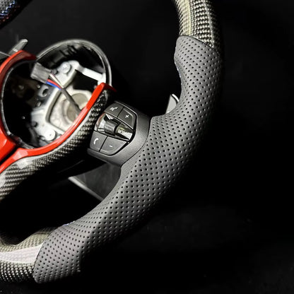 EN STOCK BMW F10/F20/F30/F40/F80 Volante de Fibra de Carbono/Cuero Perforado/Detalles rojos