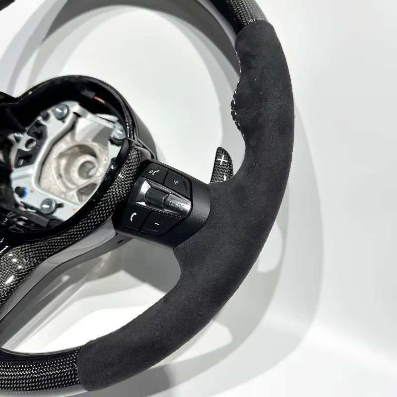 Volante BMW F10/F20/F30/F40/F80 en Fibra de Carbono Msport