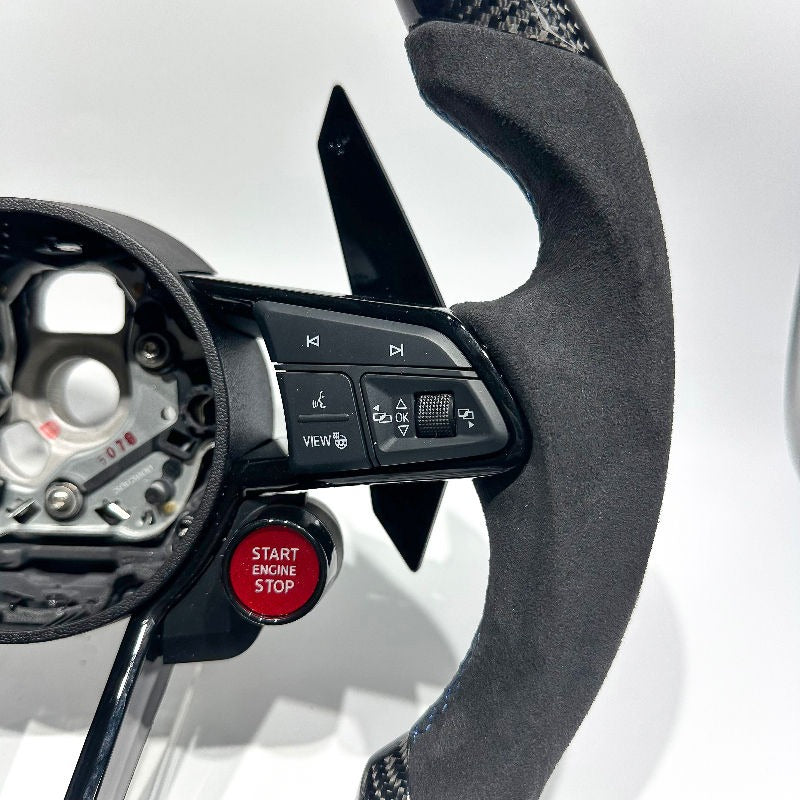 Volante Audi 2017+ R8 Style / Fibra de Carbono
