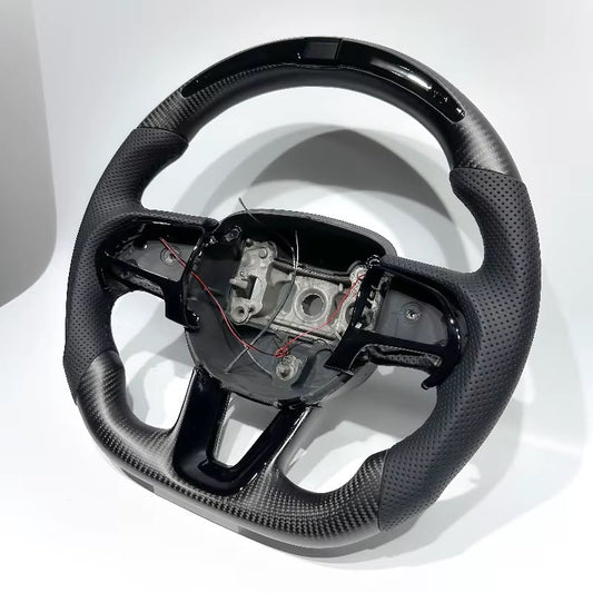 Volante RT/SRT Durango, Charger, Challenger, 300, Grand Cherokee, etc. 2014+ Fibra de carbono/LEDs
