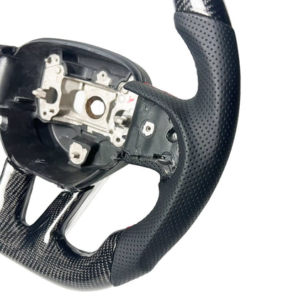 Volante RT/SRT Durango, Charger, Challenger, 300, Grand Cherokee 2015+ Fibra de Carbono/Cuero perforado