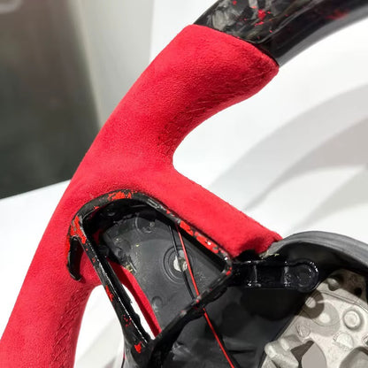 Volante RT/SRT 2014+ Fibra de carbono forjada/LED/Alcántara italiana roja