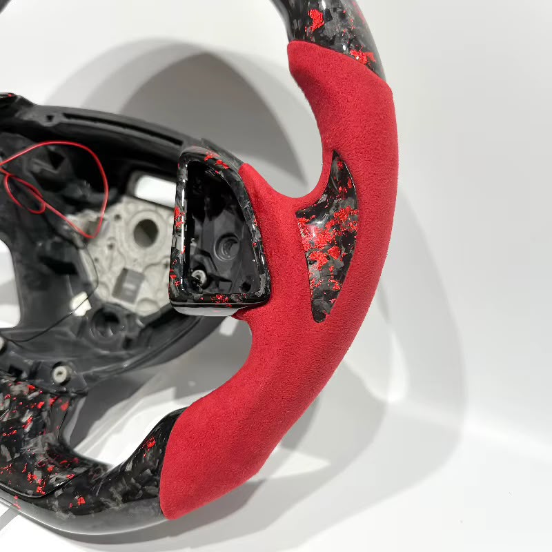 Volante Camaro 2015-2023 Fibra de carbono Forjada/LEDs/Alcantara italiana