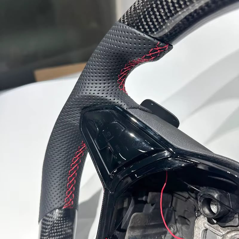 Volante VW 2020+ Fibra de carbono/LEDS